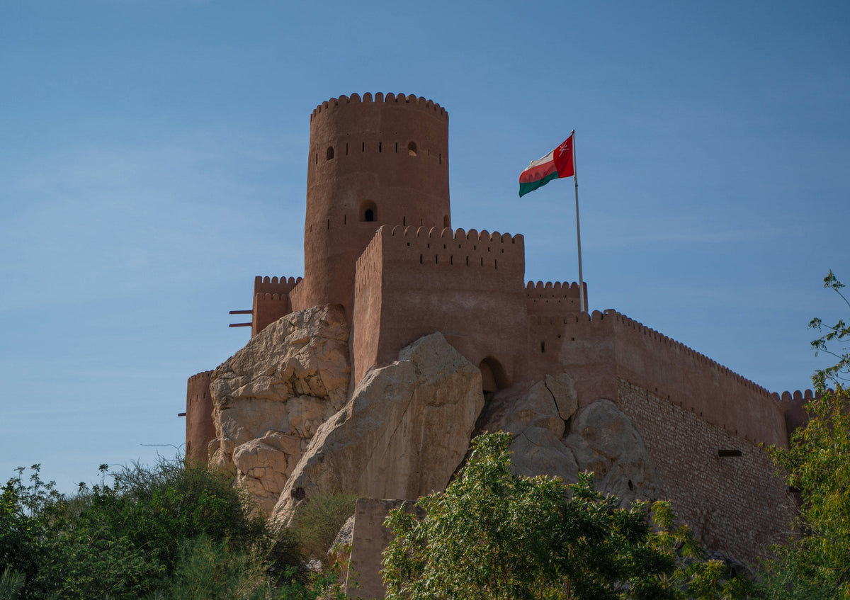 Bringing your family to Oman: the family visa explained